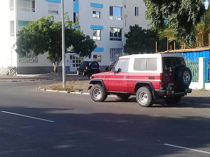 Clica para uma vers�o maior

Nome:	LC (4).jpg
Visto:	80
Tamanho	62,5 KB
ID:	368807